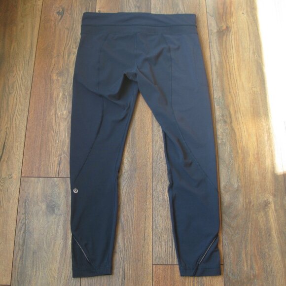 Lululemon Inspire Tight II size 8 *GUC - Picture 8 of 12